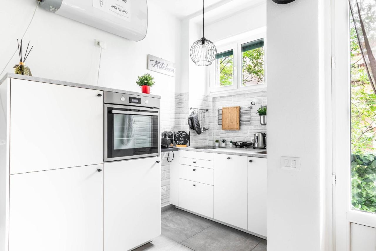 Апартаменти Eden House Sansiro-Duomo Netflix & Design Мілан Екстер'єр фото